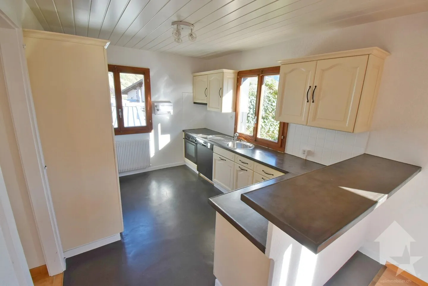 Charmante villa de 4.5 pièces - Photo 7 sur 13