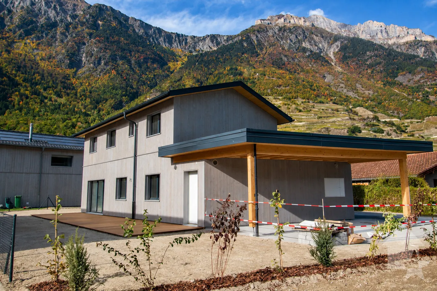 Fully, maison individuelle neuve Minergie P - Photo 2 sur 13