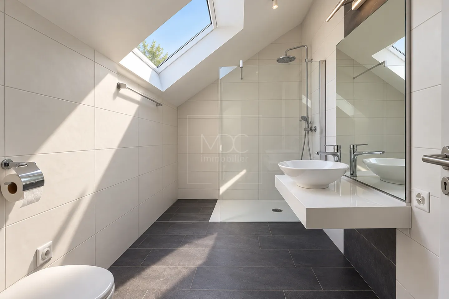 Villa individuelle contemporaine avec vue dégagée à Villeneuve (FR) - Foto 11 von 13