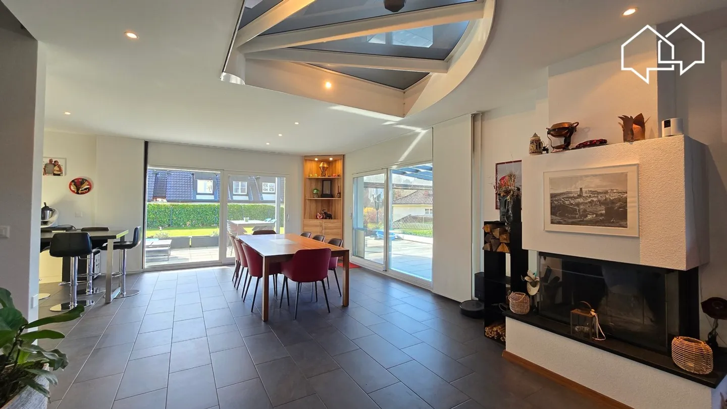 Moderne Villa mit 2 Wohnungen auf einem 1400m² großen Grundstück - Foto 8 von 13