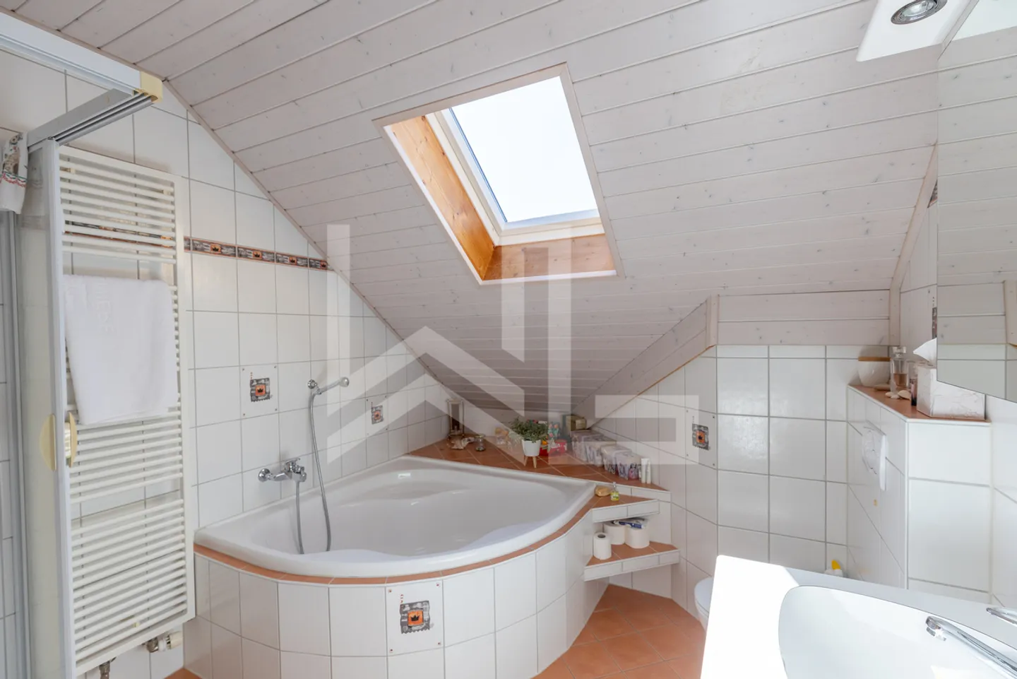 Charmante Villa neben dem Stadtzentrum mit separater Wohnung - Foto 7 von 13