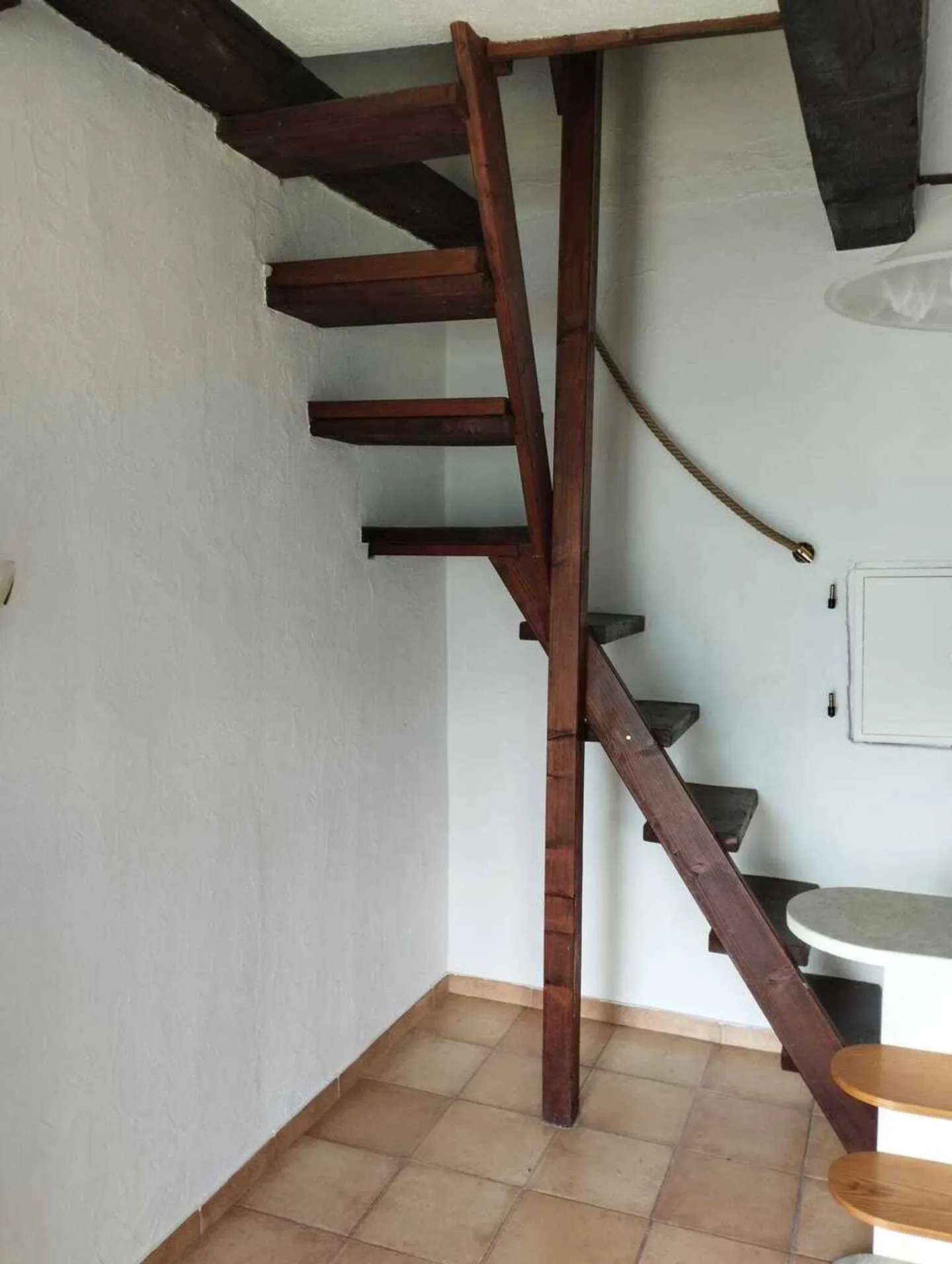 Casa rustica con vista lago - Foto 10 di 13