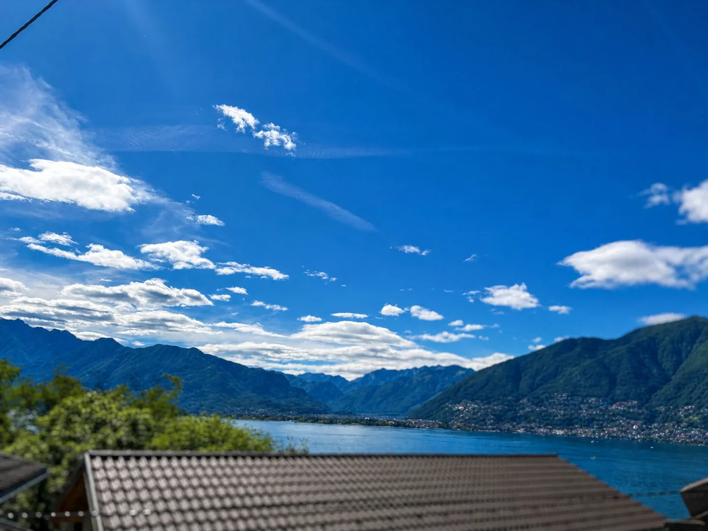COROGNOLA - Affascinante casa ticinese con vista Lago Maggiore - Foto 2 von 13