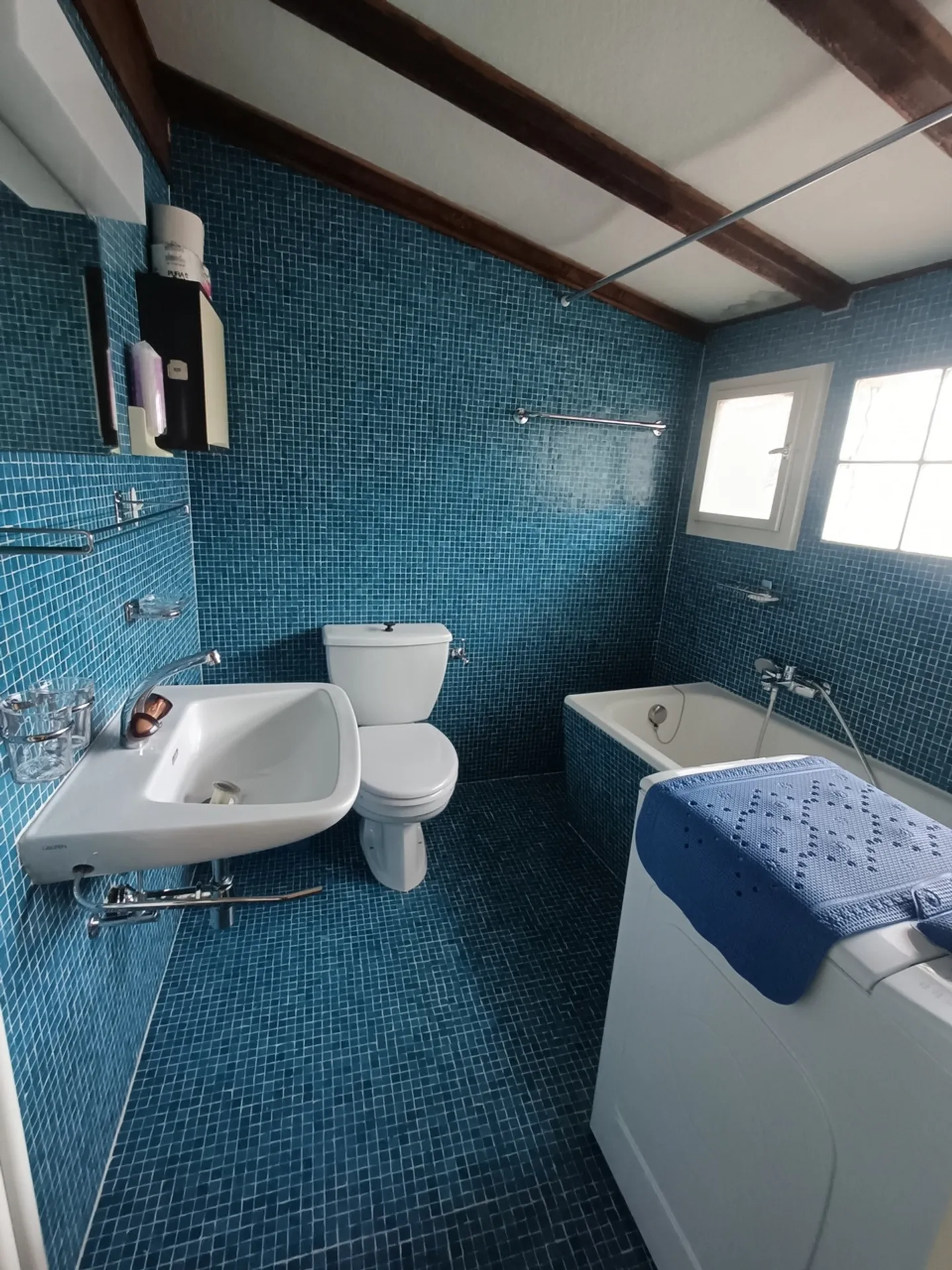 ASCONA, NOUS LOUONS UN APPARTEMENT MEUBLÉ DE 1 1/2 PIÈCES - Photo 6 sur 8