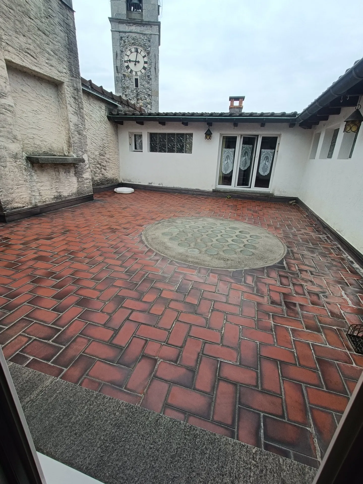 ASCONA, NOUS LOUONS UN APPARTEMENT MEUBLÉ DE 1 1/2 PIÈCES - Photo 4 sur 8