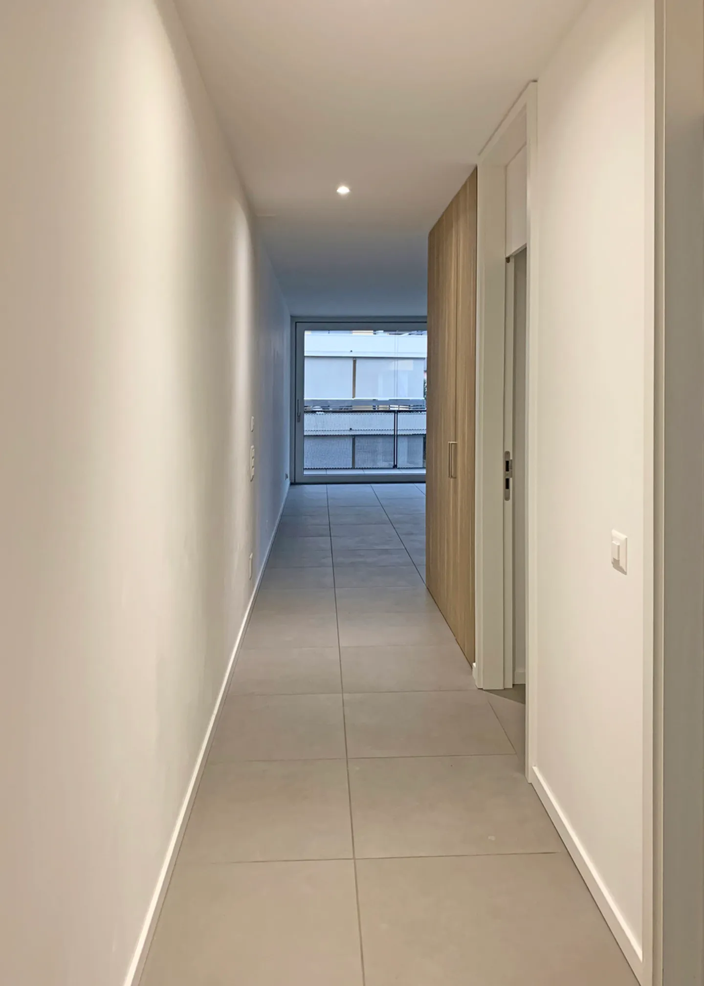 BELLINZONA, Modern and Central 2½ Room Apartment for Rent - Photo 7 of 9