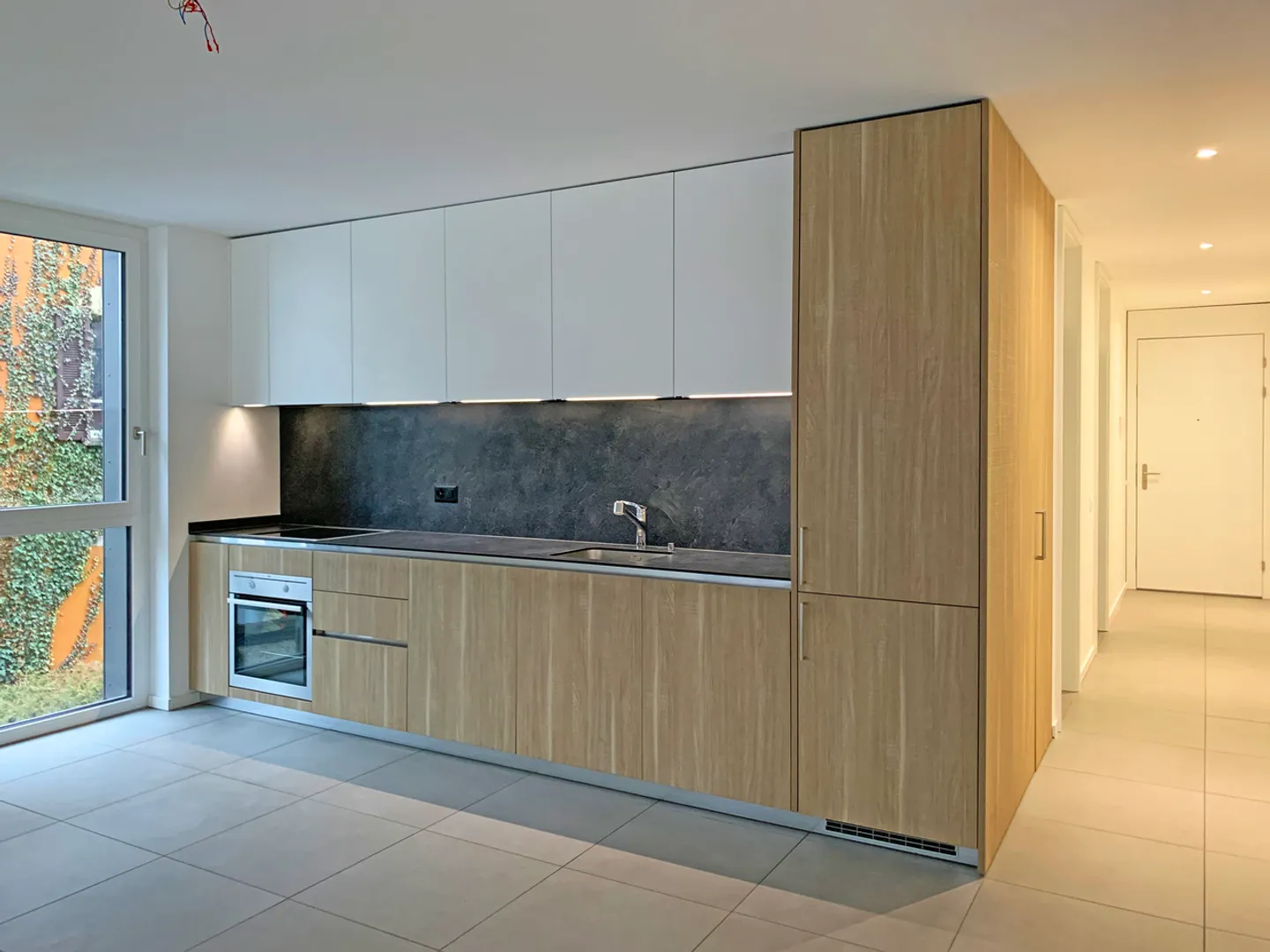 BELLINZONA, Modern and Central 2½ Room Apartment for Rent - Photo 3 of 9