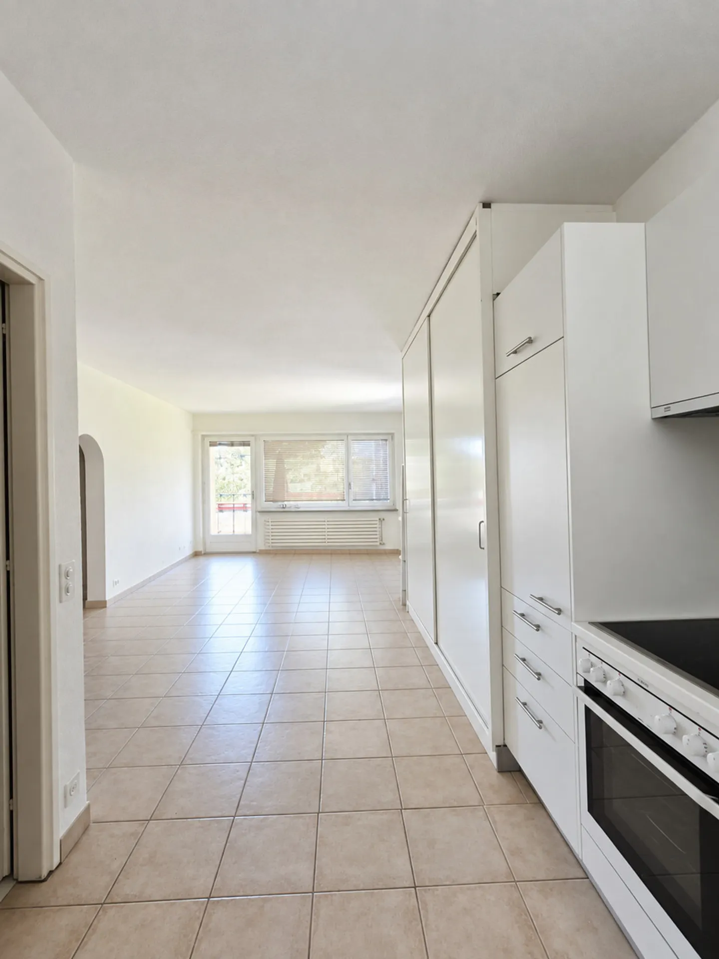 MINUSIO, Appartement de 2 1/2 pièces à louer au bord du lac - Photo 3 sur 10