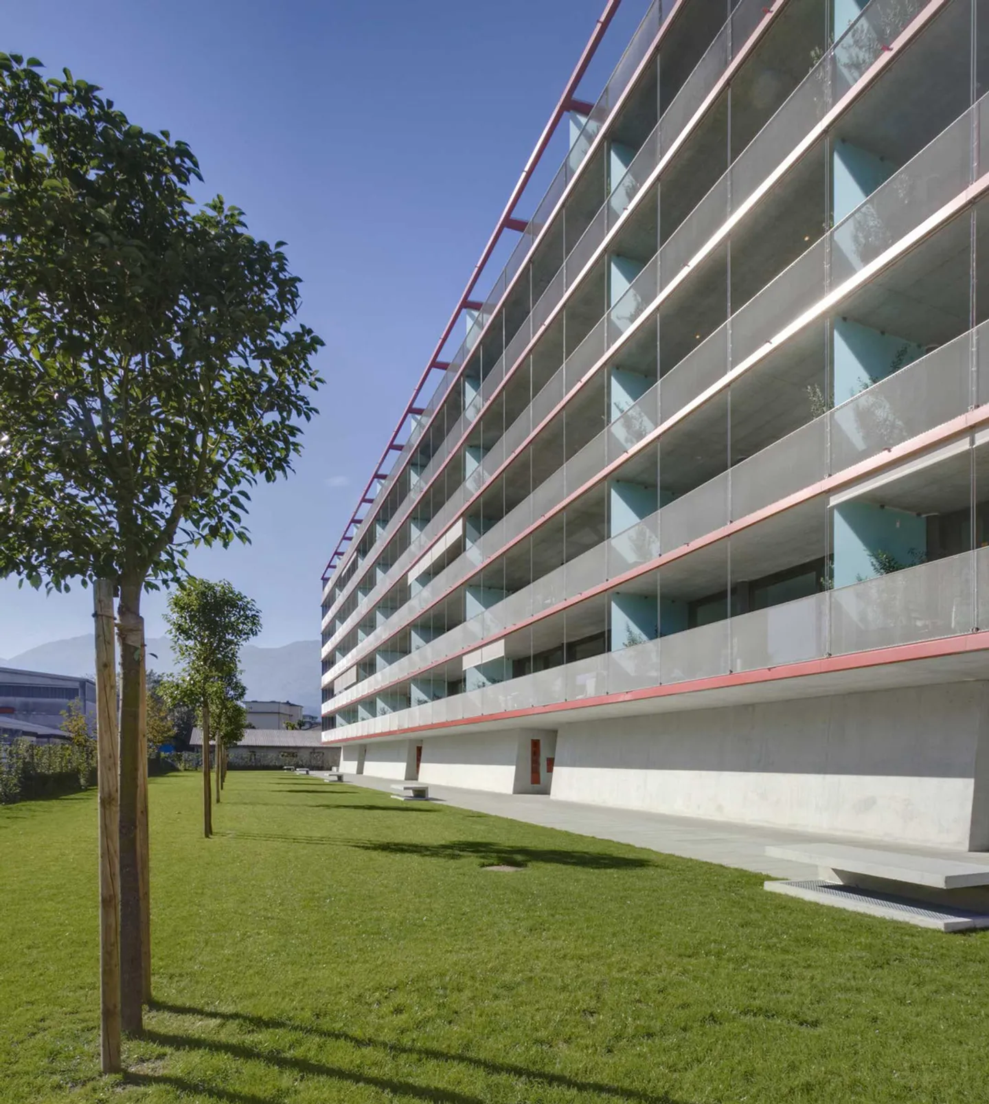 LOCARNO - Elegante 3,5 locali con terrazza e posteggio in autorimessa - Foto 7 di 13