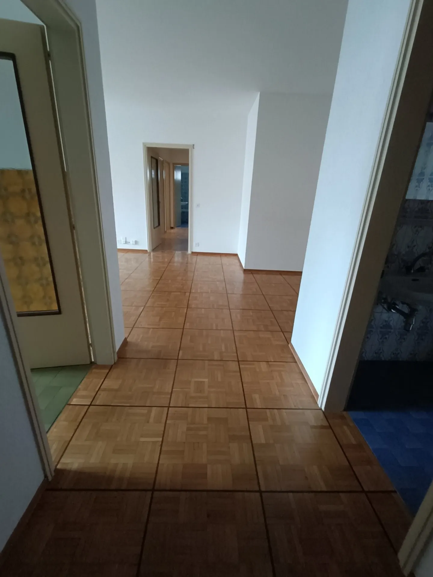 ASCONA, nous louons un spacieux 3 1/2 pièces - Photo 3 sur 10