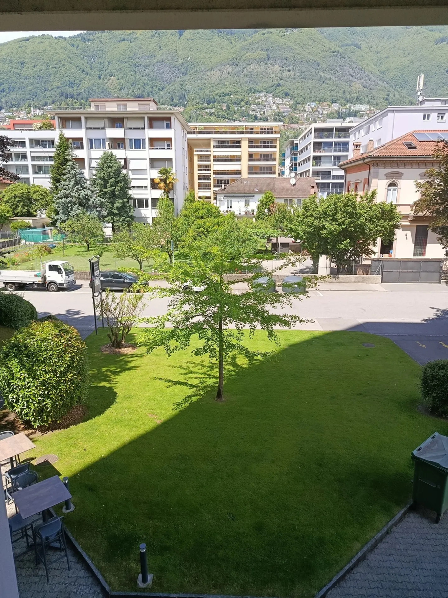 Locarno - Gewerberäume mit 3,5 Zimmern in der Torre Panorama - Foto 9 von 11