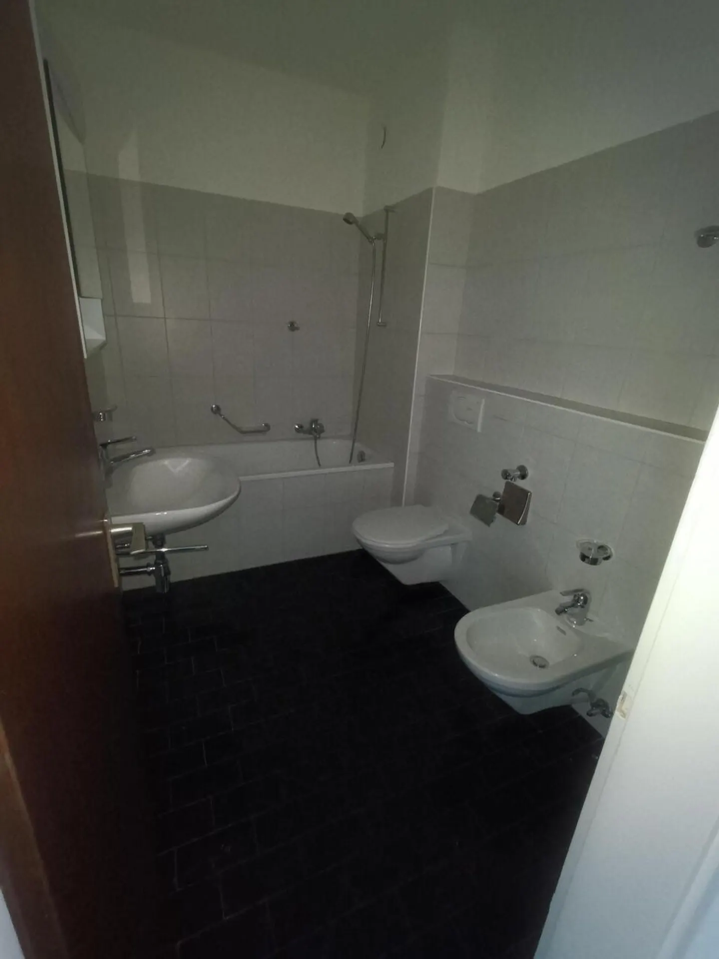 MINUSIO, WIR VERMIETEN EINE 3 1/2 ZIMMER WOHNUNG - Foto 6 von 7
