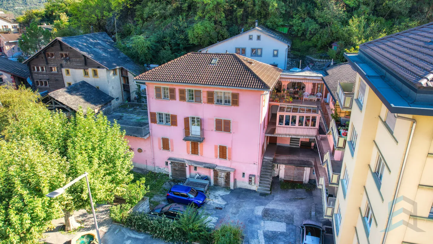 Appartamento esclusivo 3 ½ locali da ristrutturare nel quartiere di Glarey - Foto 1 di 10