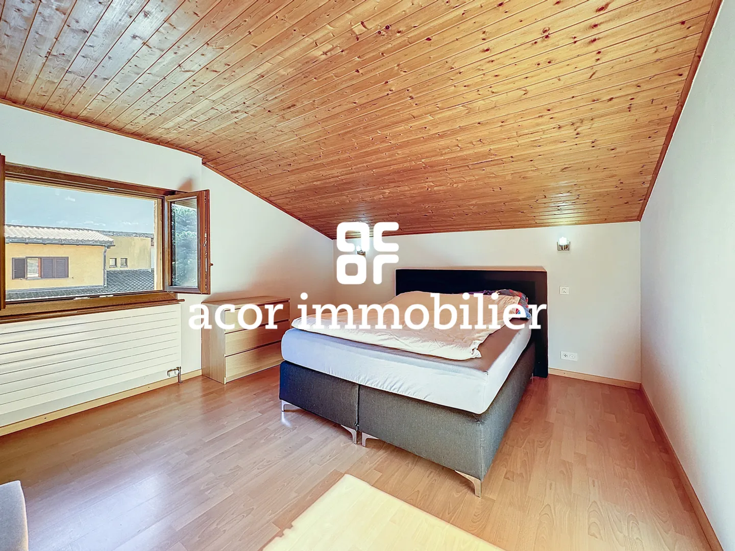 Saxon - 3½-Zimmer-Wohnung in einem Zweifamilienhaus - Foto 5 von 7