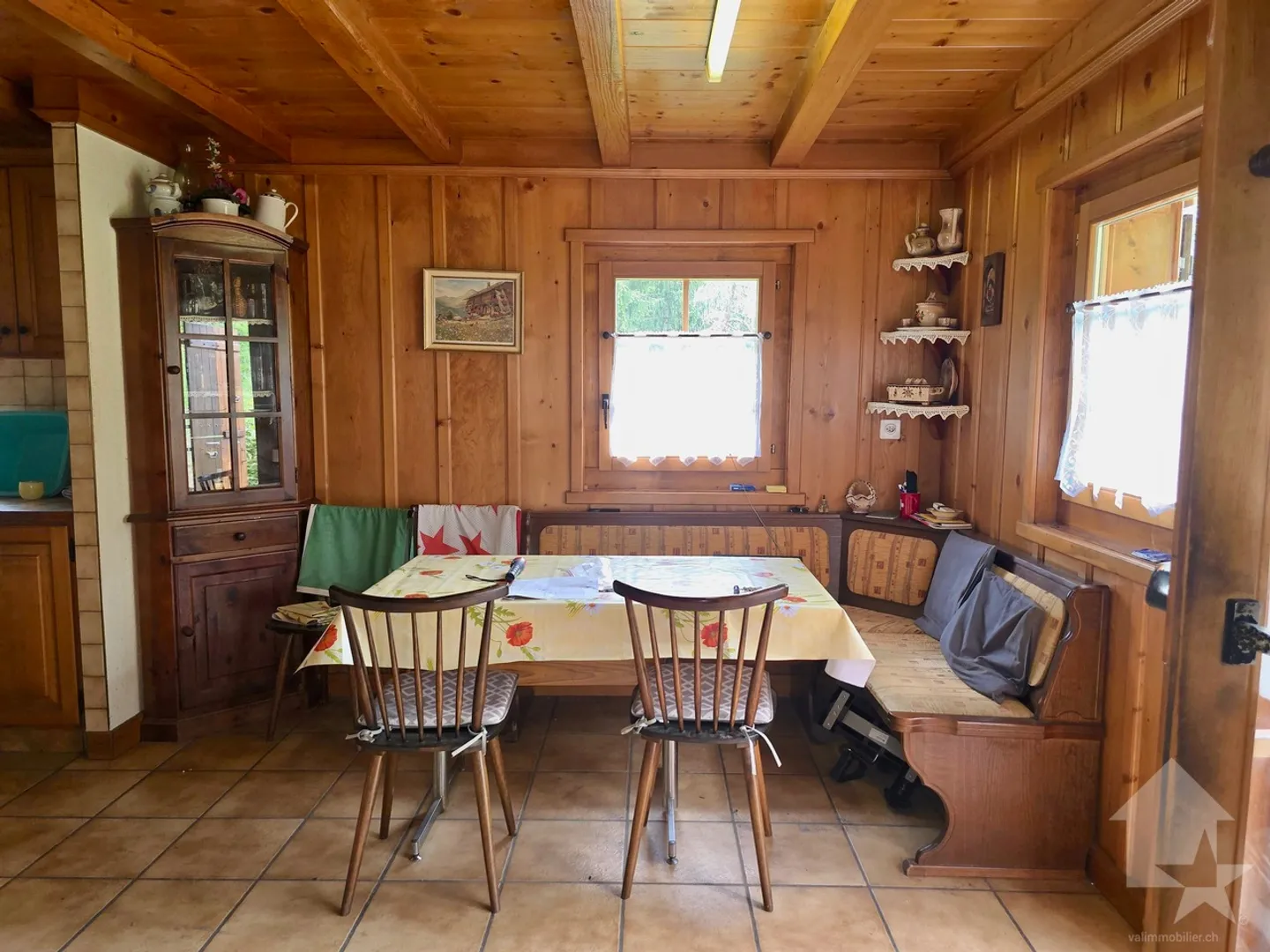 Mayen d'été authentique dans le Val de Bagnes, un refuge alpin rare - Photo 1 of 13