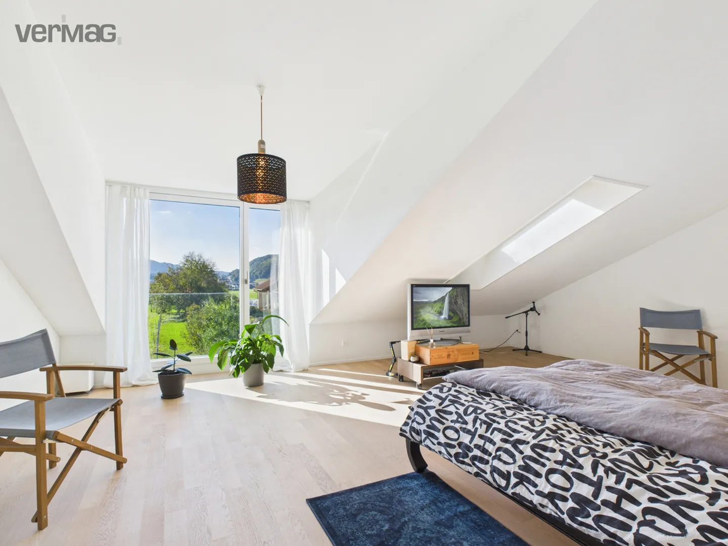 Einfamilienhaus mit grossem Garten - Foto 6 von 13