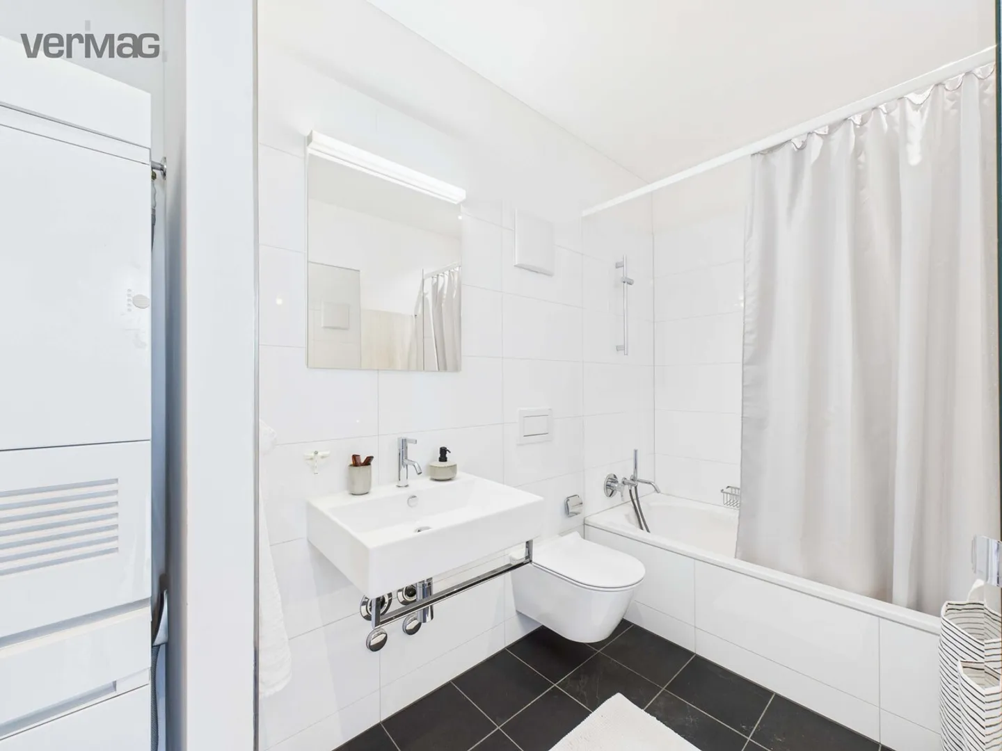 Welcome above Lake Zurich - flooded with light and with a dream view - Photo 8 of 10