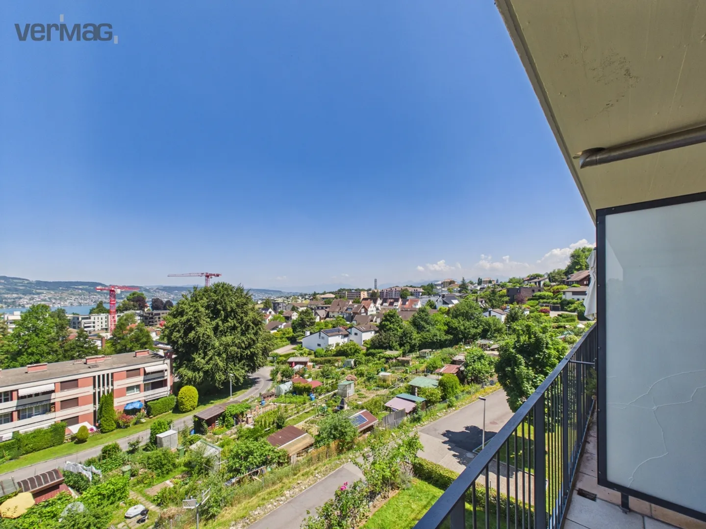 Vivere con vista: Appartamento luminoso con due balconi a Horgen - Foto 12 di 13