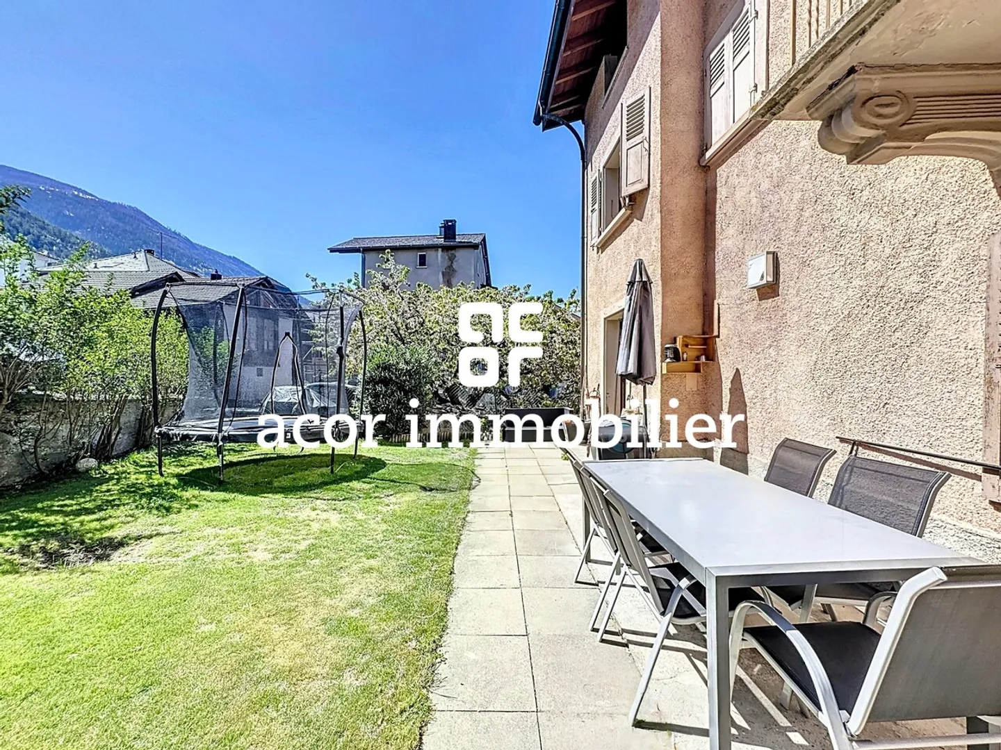 Chalais - Edificio individuale con tre lotti indipendenti - Foto 4 di 13
