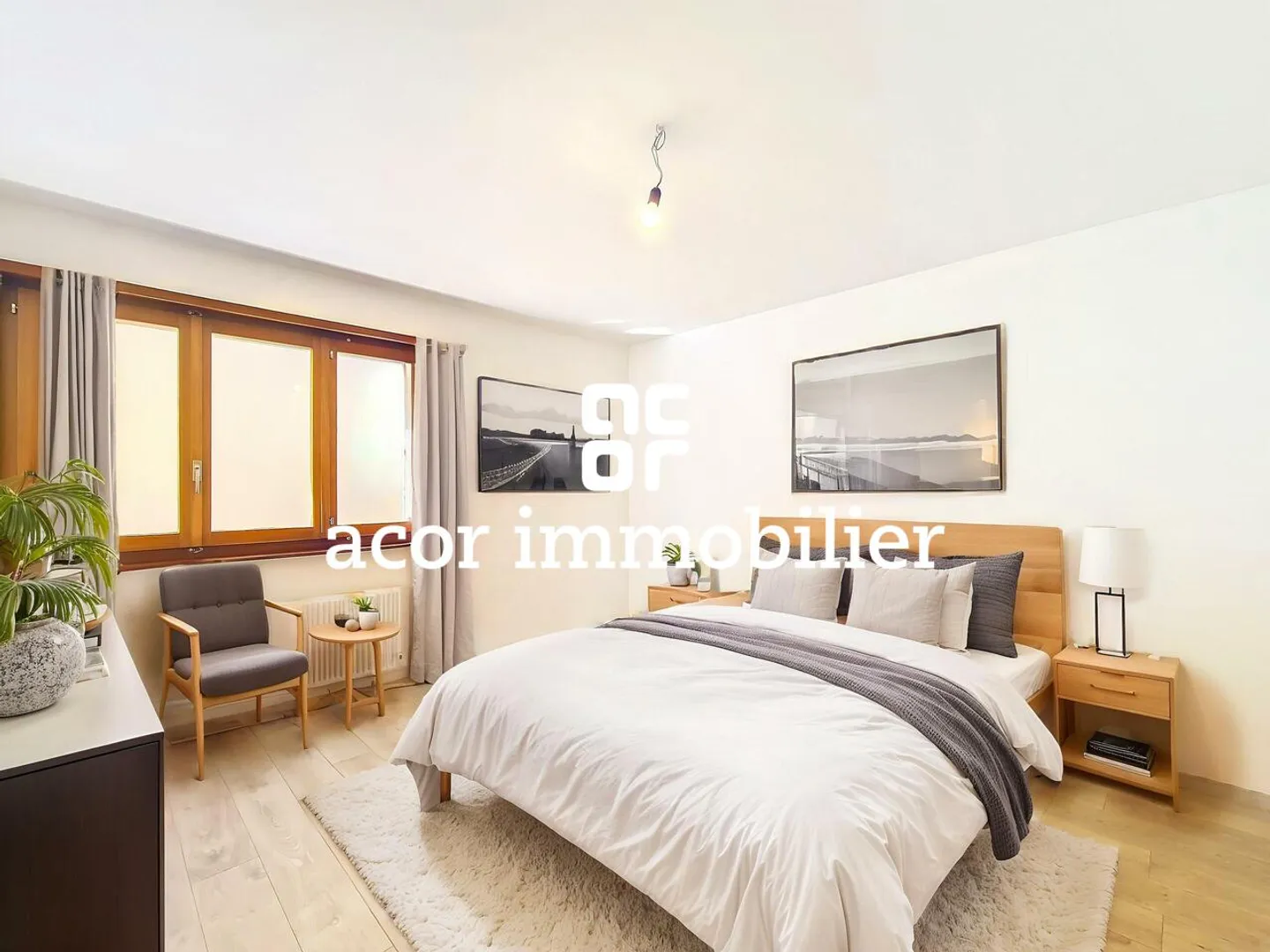 Nel cuore di Sion - Appartamento per abitazione, ufficio o studio! - Foto 2 di 4