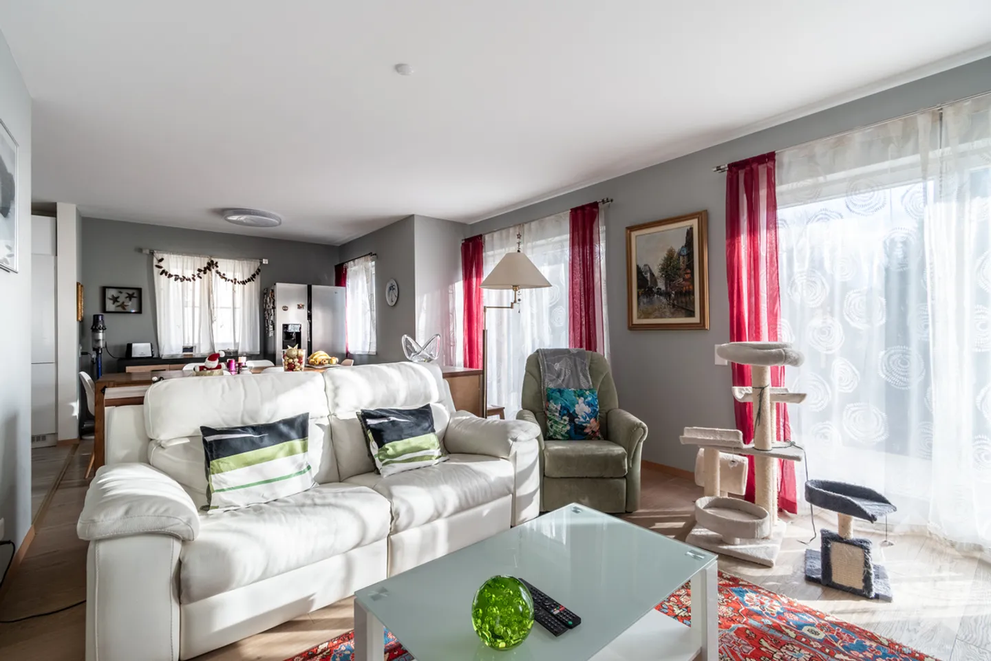 Spacious chalet in the heights of Ollon - Photo 7 of 13