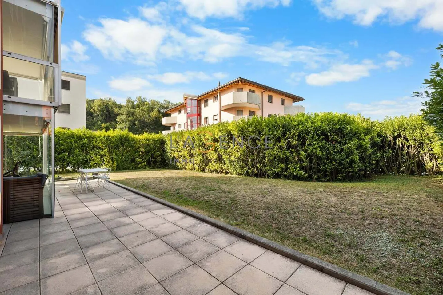 3.5 ROOM APARTMENT WITH WINTER GARDEN AND 80M2 LAWN - Photo 11 of 11