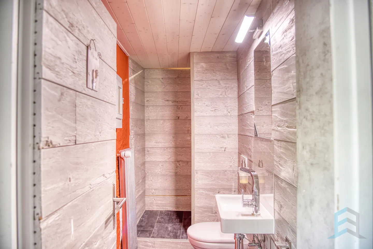 EXKLUSIV Dorfhaus mit Charakter und großem Potenzial - Foto 5 von 13