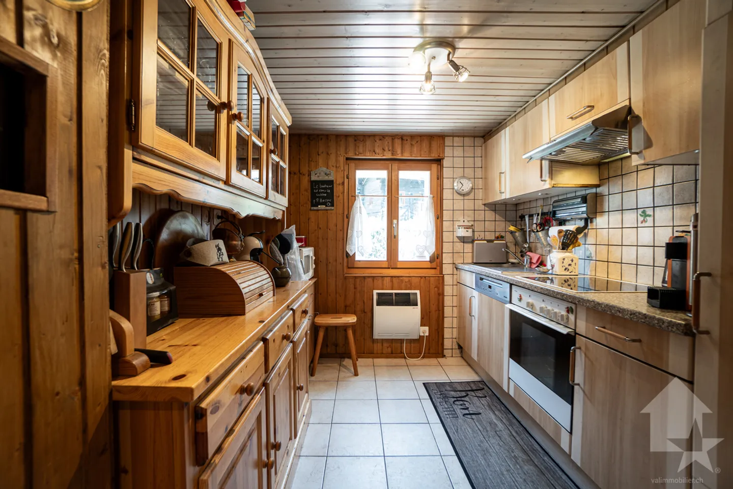 Chalet séduisant avec deux appartements - Photo 5 sur 13