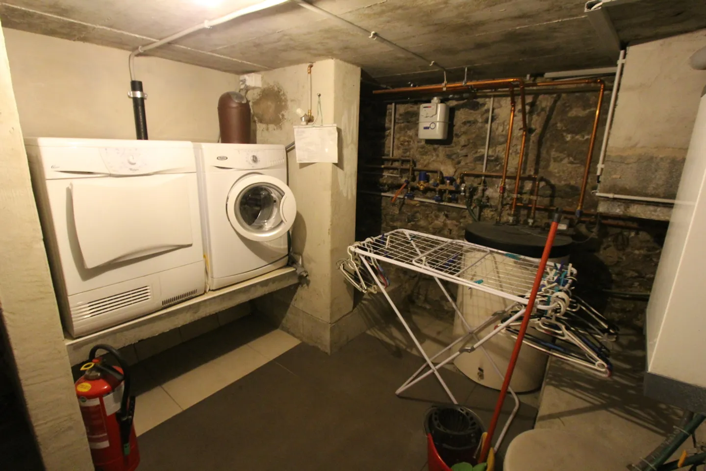 CHARMANTE MAISON DE 2.5 PIÈCES À LOUER - Foto 11 di 13
