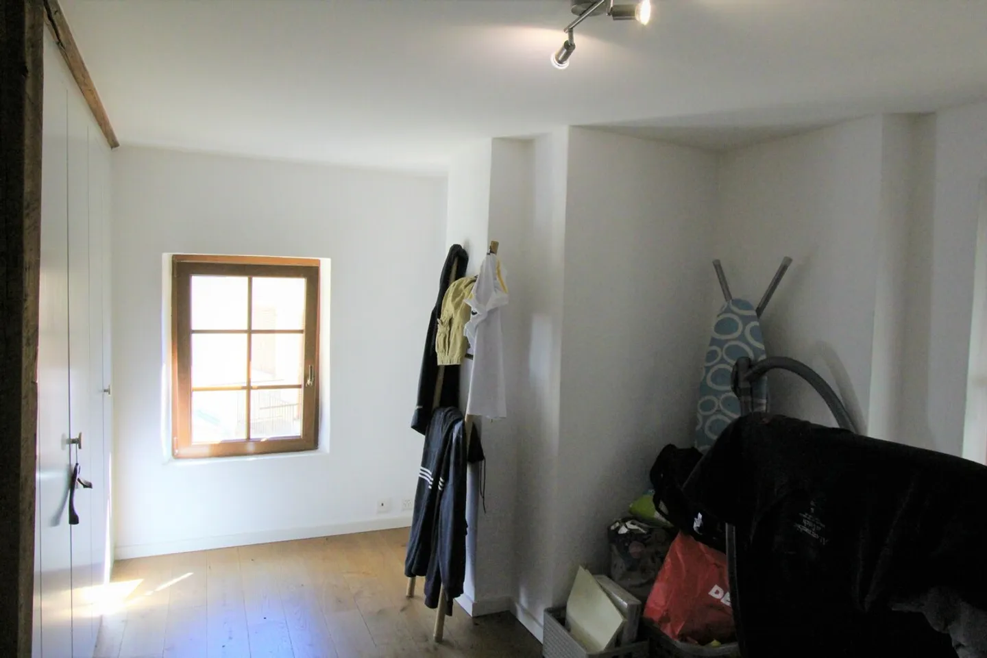 3,5-ZIMMER-DUPLEX ZU VERMIETEN IN DER ALTSTADT VON SION - Foto 10 von 13