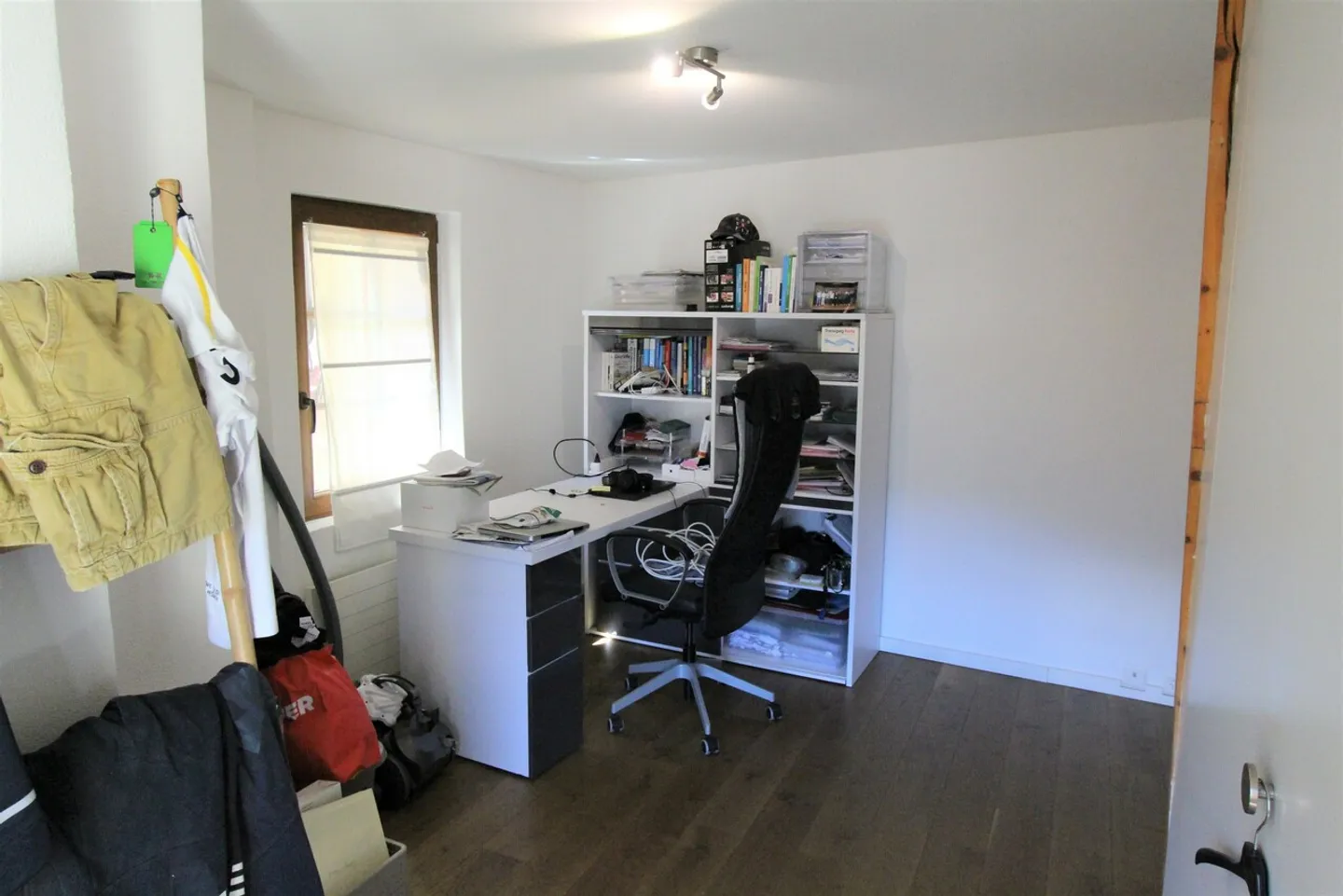 3,5-ZIMMER-DUPLEX ZU VERMIETEN IN DER ALTSTADT VON SION - Foto 2 von 13