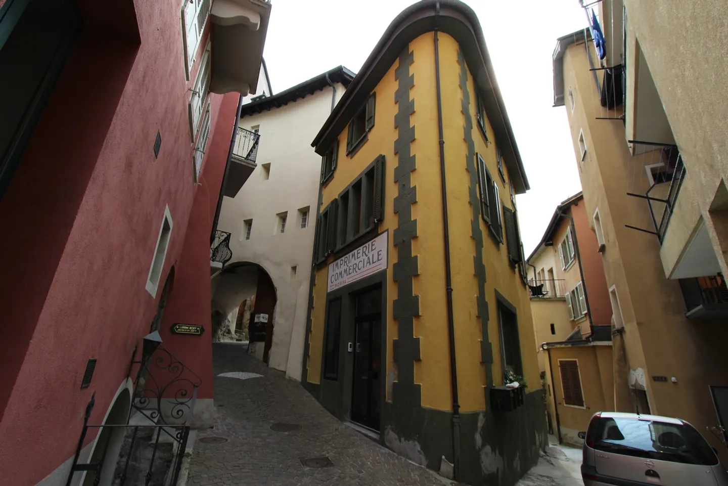 3,5-ZIMMER-DUPLEX ZU VERMIETEN IN DER ALTSTADT VON SION - Foto 12 von 13