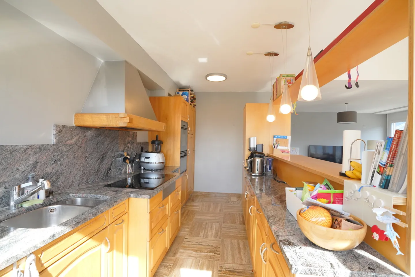 CITY CENTER OF SIERRE DUPLEX APARTMENT WITH VIEW - Photo 13 of 13