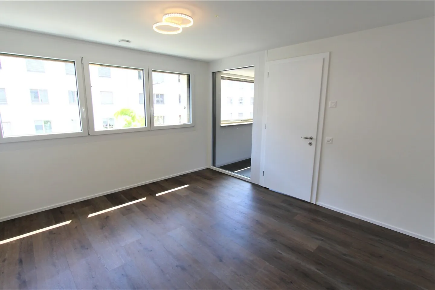 APPARTAMENTO 2.5 STANZE IN AFFITTO NEL CENTRO DI SIERRE - Foto 6 di 11