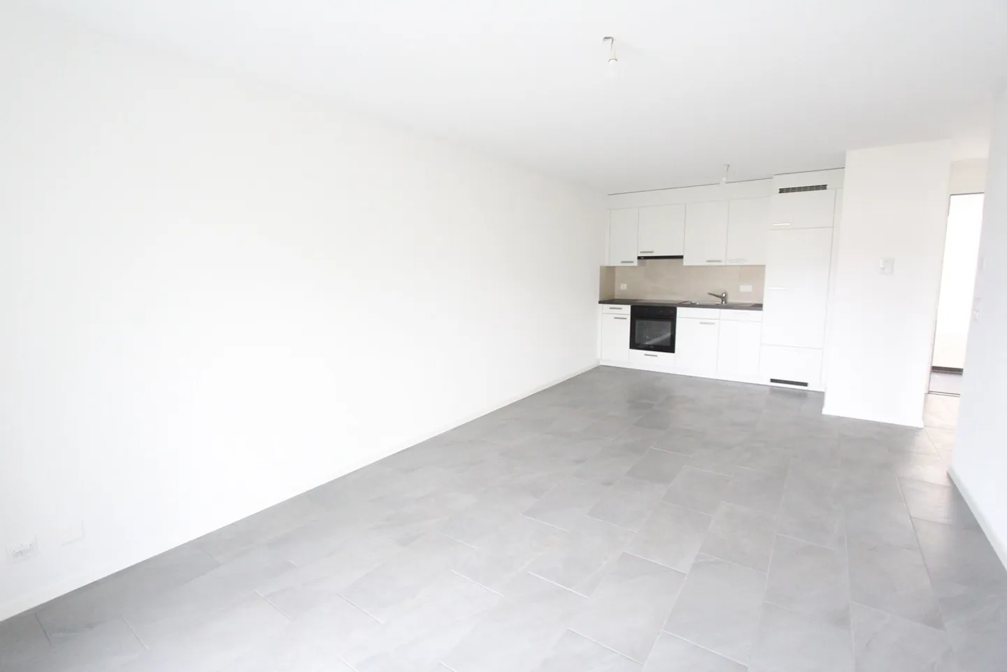 APPARTAMENTO DI 2.5 LOCALI A SIERRE - Foto 5 di 11