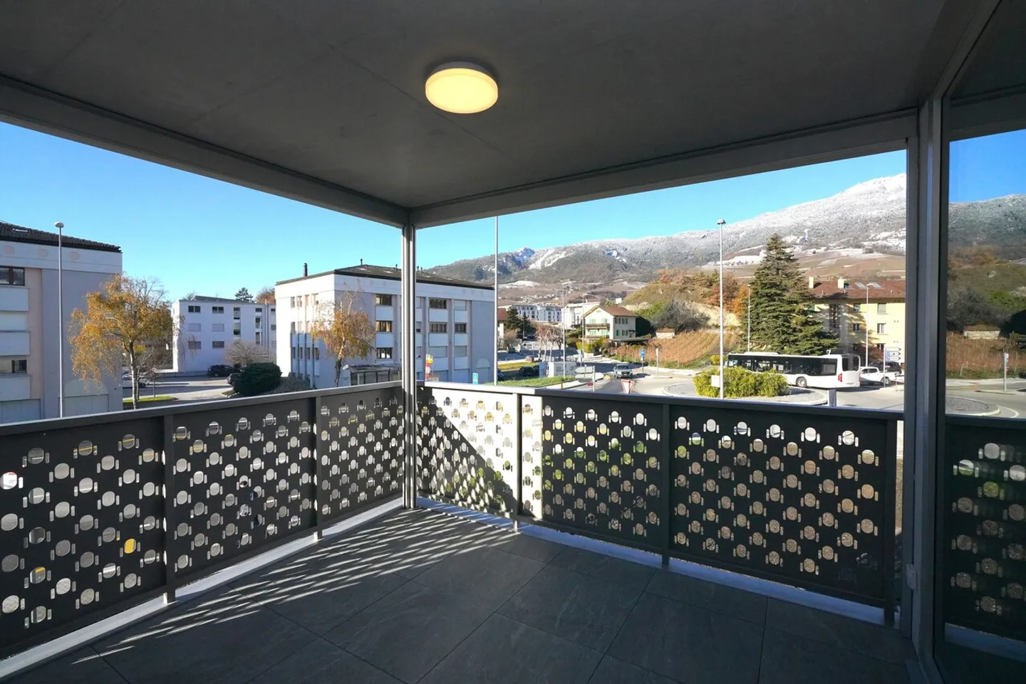 NUOVI APPARTAMENTI DI 2.5 LOCALI AL 2° PIANO A SIERRE - Foto 10 di 12