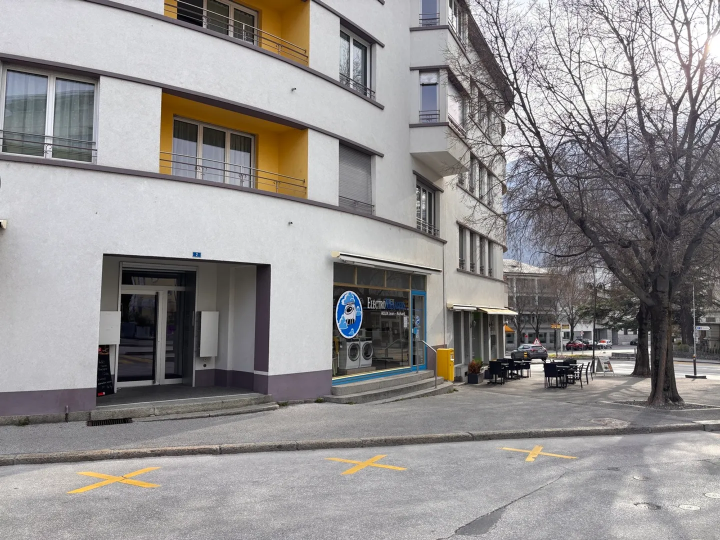 LOCAL COMMERCIAL &amp; DÉPÔT AU CENTRE DE SIERRE - Photo 8 sur 11