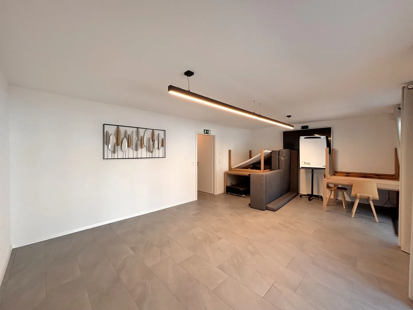 OFFICE FOR RENT IN SIERRE - Photo 1 of 12
