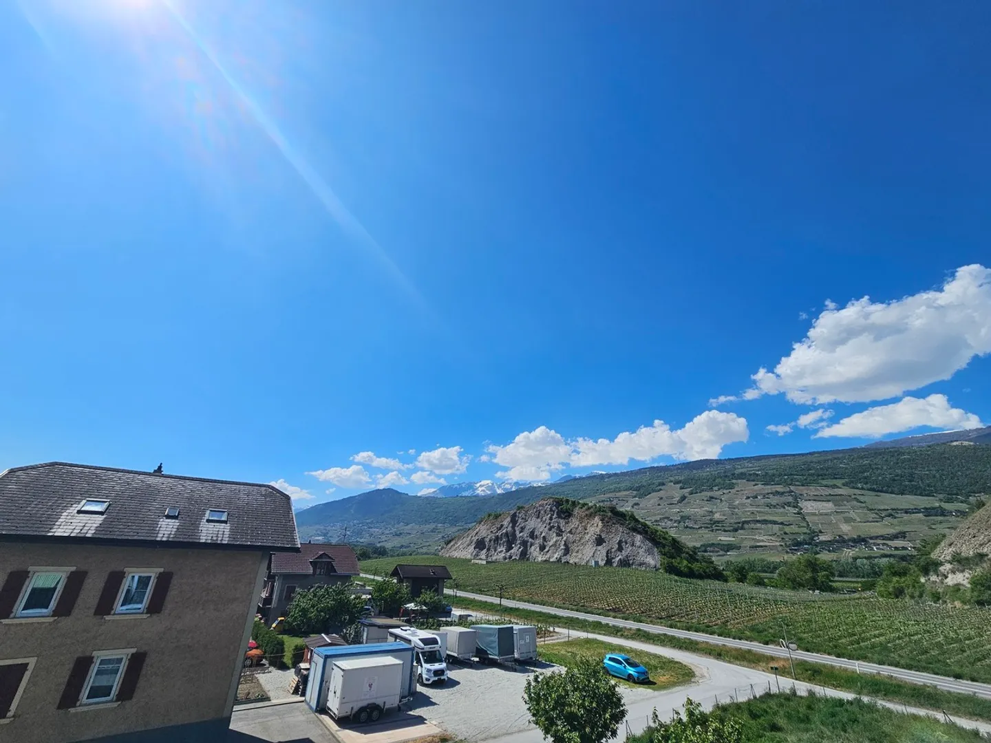 MAGNIFICO APPARTAMENTO DI 2.5 STANZE A CHALAIS - Foto 10 di 13