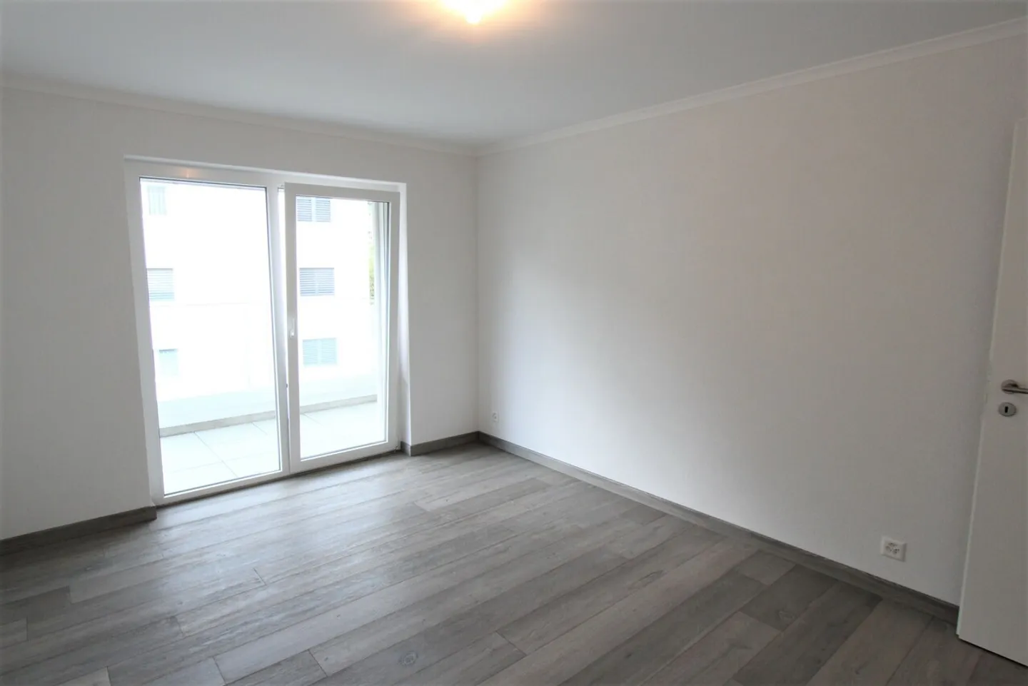 APPARTEMENT DE 2.5 PIÈCES À LOUER À SIERRE - Foto 7 von 11
