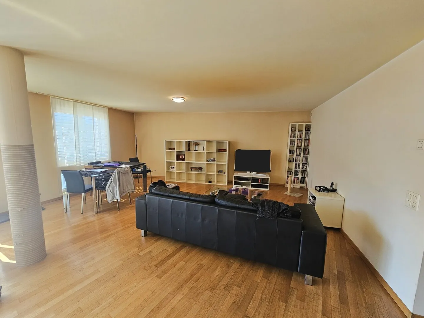 Appartement spacieux à Sierre - Photo 2 sur 13