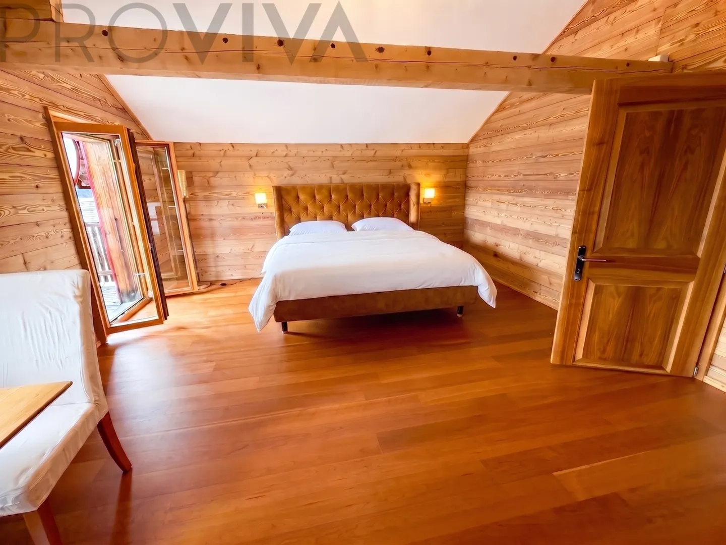 Charmantes Historisches Chalet - Foto 5 von 10