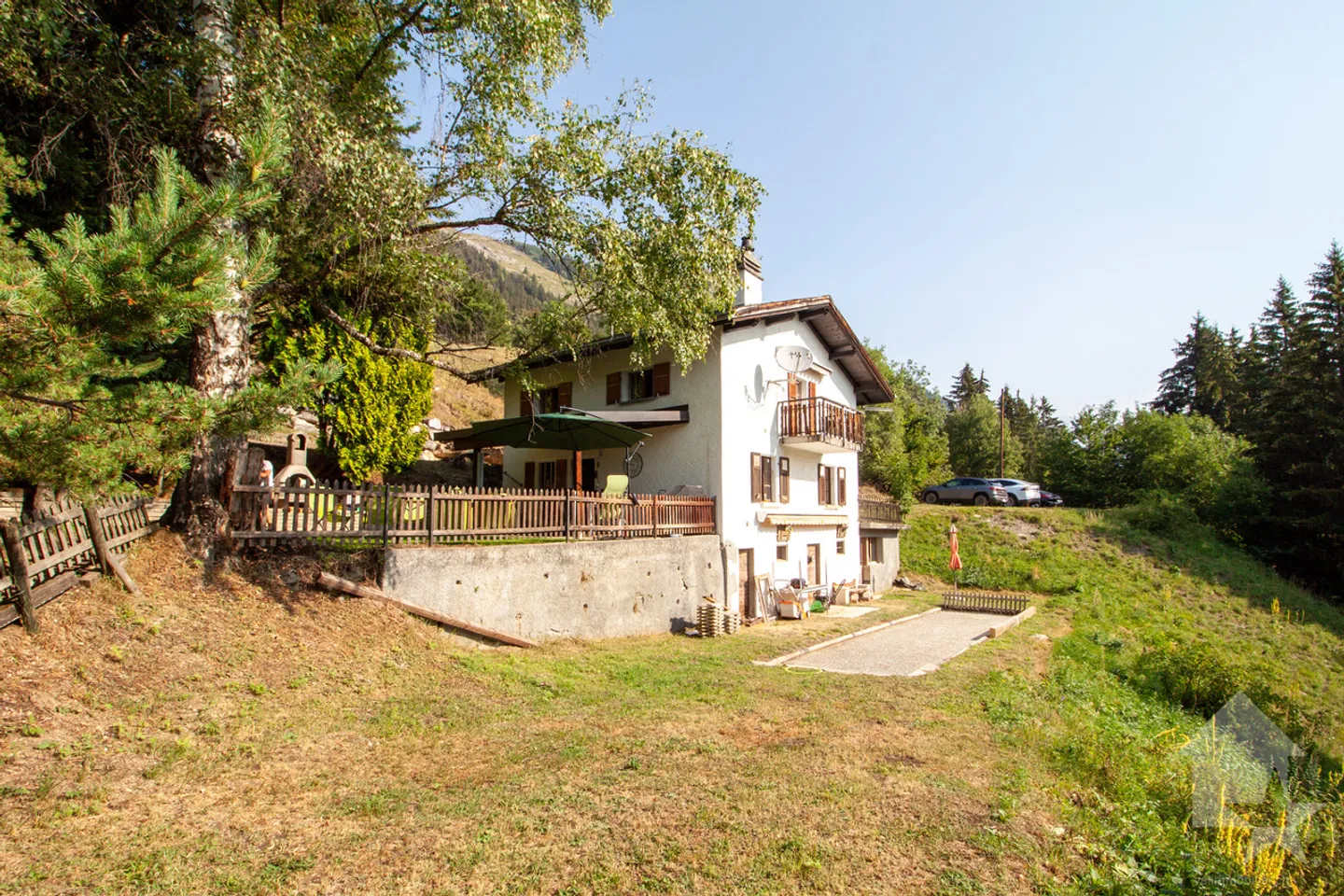 Appartement dans un petit chalet sur les Mayens de Conthey - Foto 1 di 10