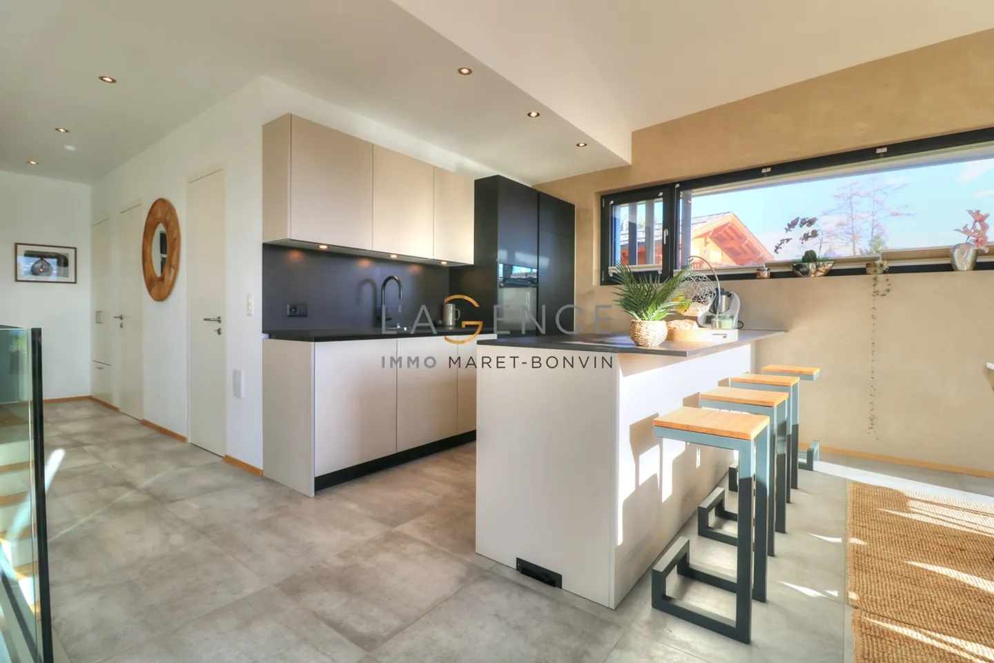 EXCEPTIONAL ARCHITECT DESIGNED CHALET - GRANDIOSE PANORAMA - ANZERE - Photo 3 of 11