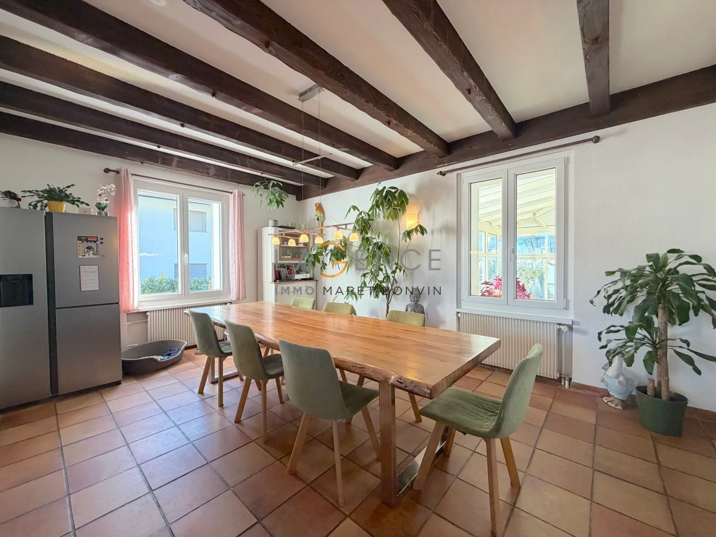 HIGH-STANDING VILLA WITH POOL - Photo 6 of 13