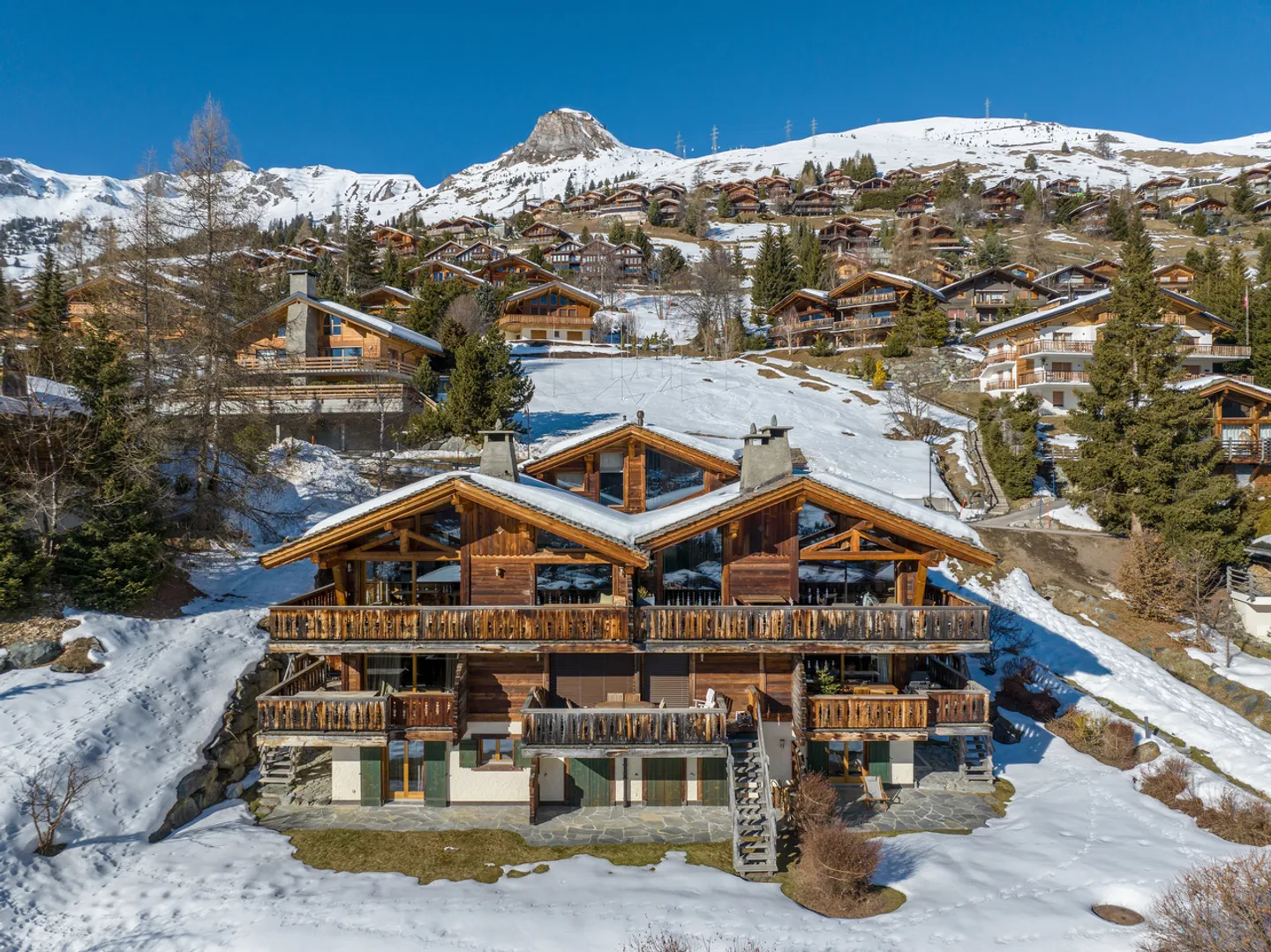 Duplex penthouse with exceptional view - Photo 12 of 12
