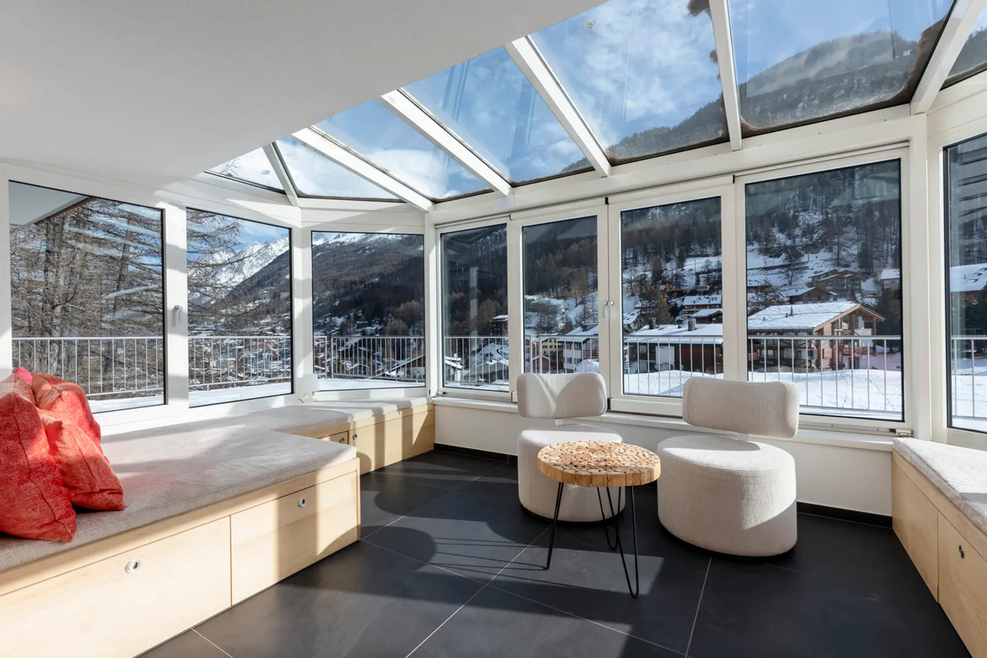 Ottimo appartamento duplex di 5,5 stanze - Foto 3 di 13