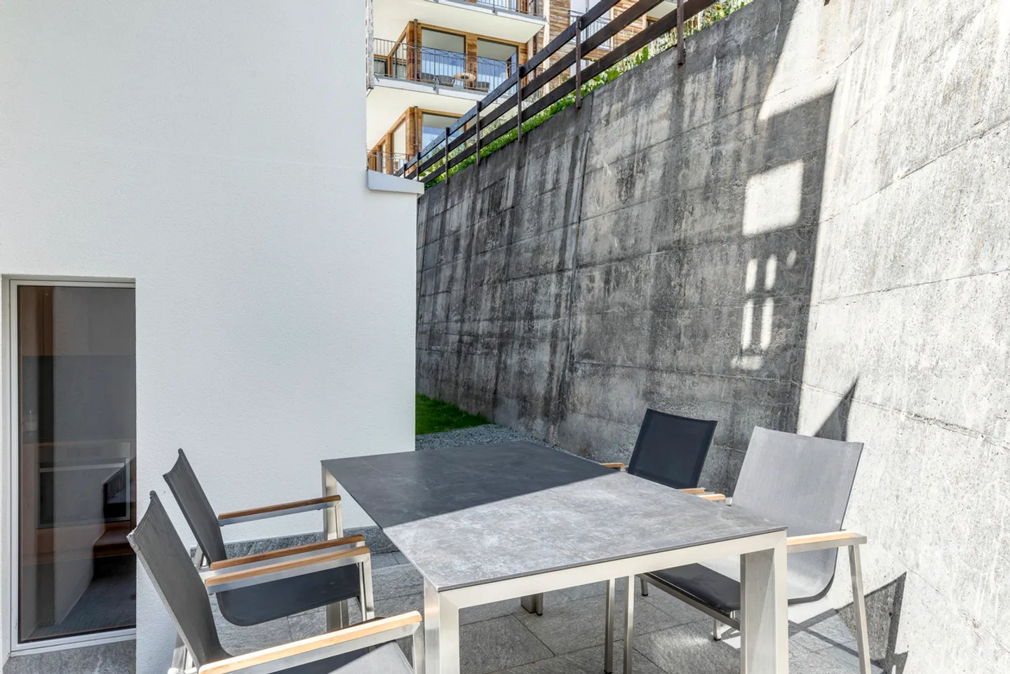 Appartamento 2,5 camere di alta qualità ristrutturato a Oberdorf - Foto 2 di 6