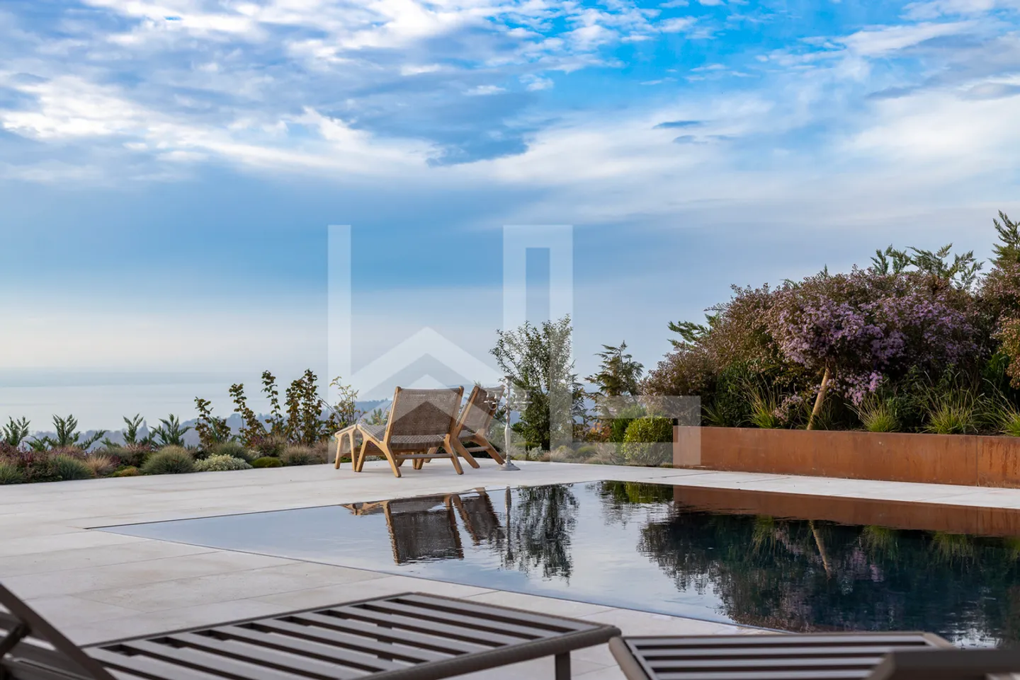 Villa d'architetto contemporanea di lusso con vista panoramica - Foto 3 di 10