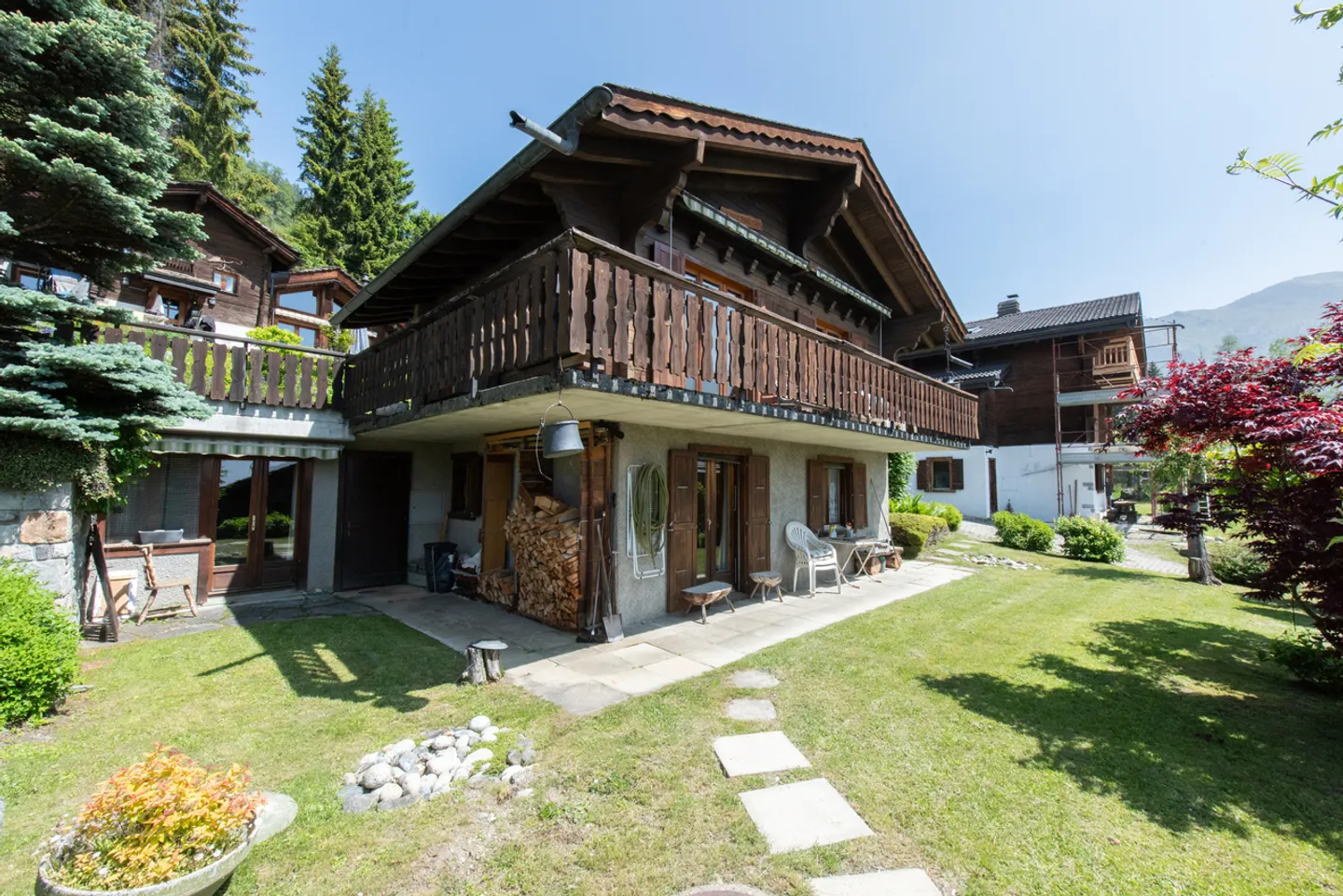 Chalet de 5 pièces est un lieu paisible avec une très belle vue - Photo 1 sur 13